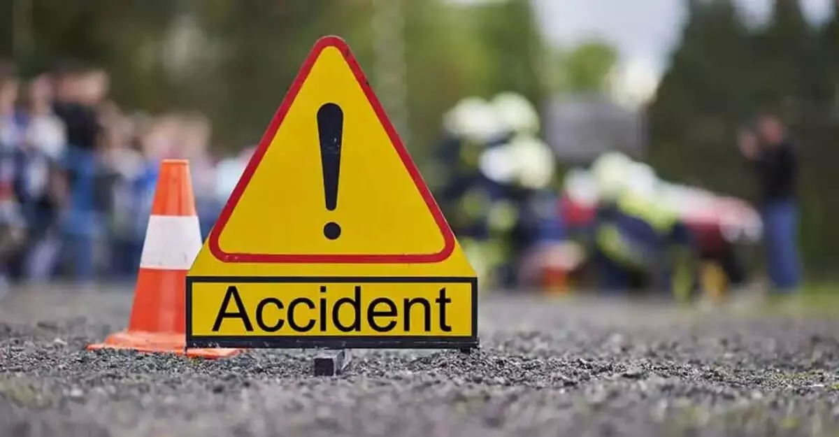 Assam : करीमगंज में दर्दनाक सड़क दुर्घटना