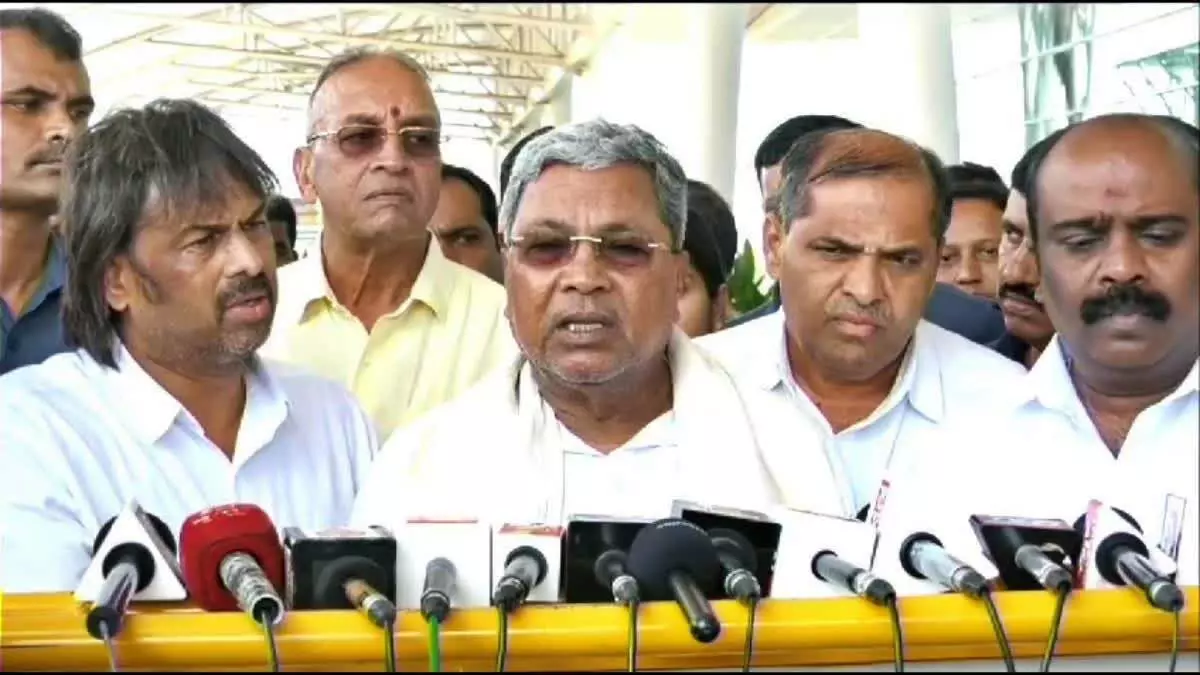 CM Siddaramaiah: केंद्र वाल्मीकि निगम घोटाला मामले की जांच को लेकर सरकार पर निशाना साध रहा