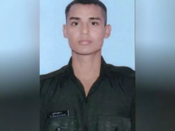 Battal sector में गोलीबारी के दौरान घायल हुए सैनिक की मौत