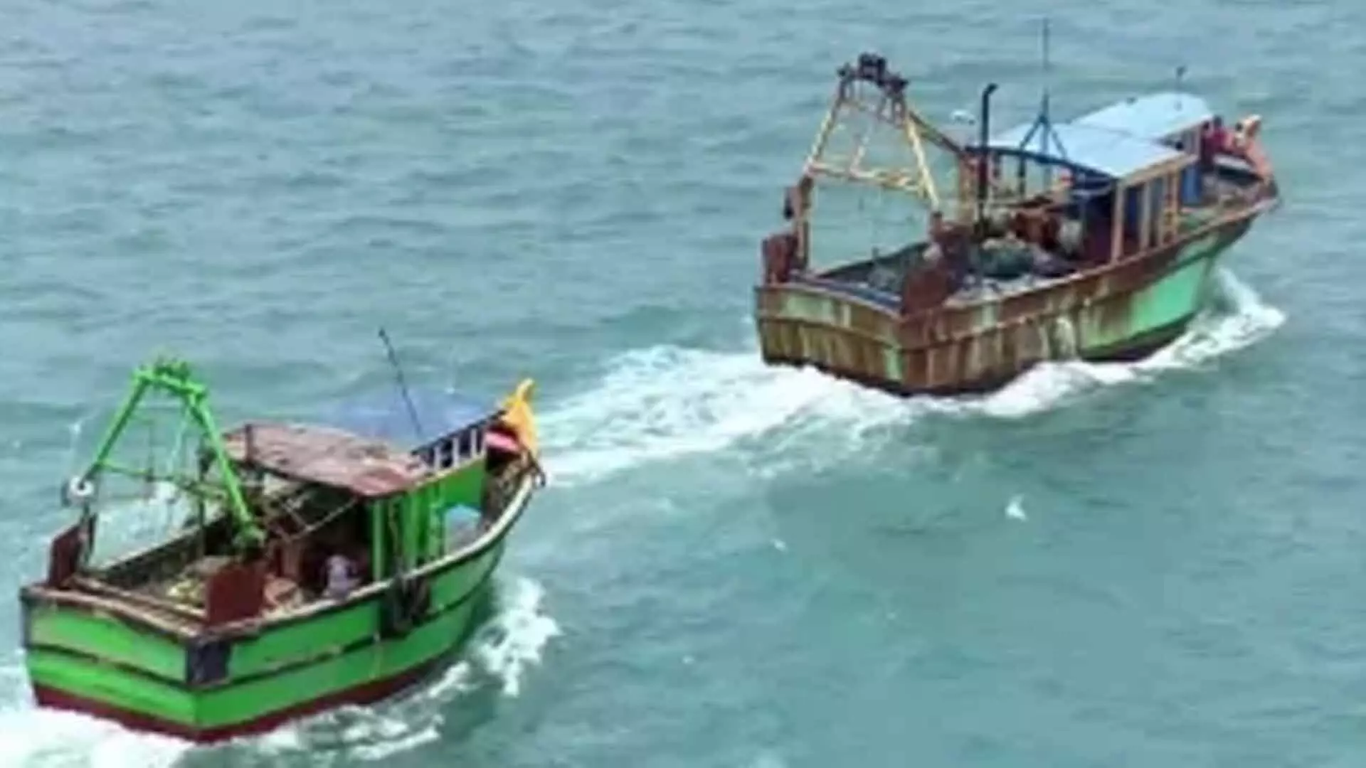 Tamil Nadu: श्रीलंकाई नौसेना ने 9 तमिलनाडु मछुआरों को गिरफ्तार किया