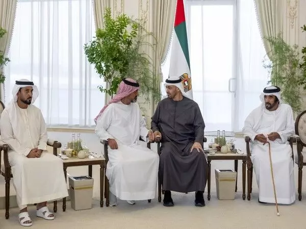 UAE के राष्ट्रपति ने अजमान के क्राउन प्रिंस से मुलाकात की
