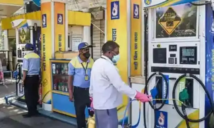 Chennai में पेट्रोल और डीजल की कीमतें 130 दिनों से स्थिर