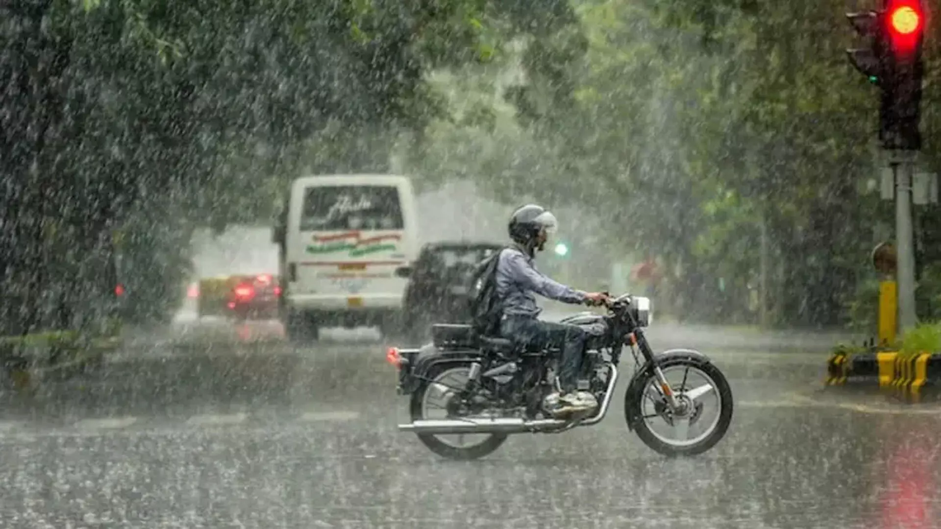 Tamil Nadu में भारी बारिश की आशंका, IMD ने आंधी-तूफान की भविष्यवाणी की