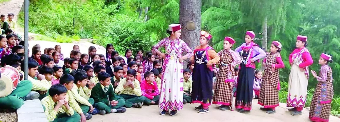 रानी Laxmi Bai की वीरगाथा का मंचन