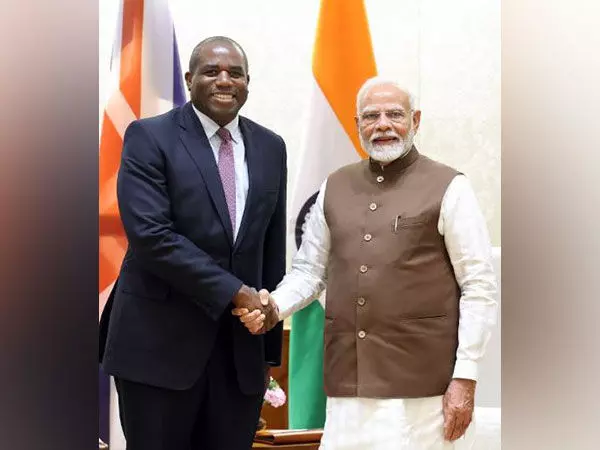 UK के विदेश सचिव लैमी ने प्रधानमंत्री मोदी से मुलाकात की
