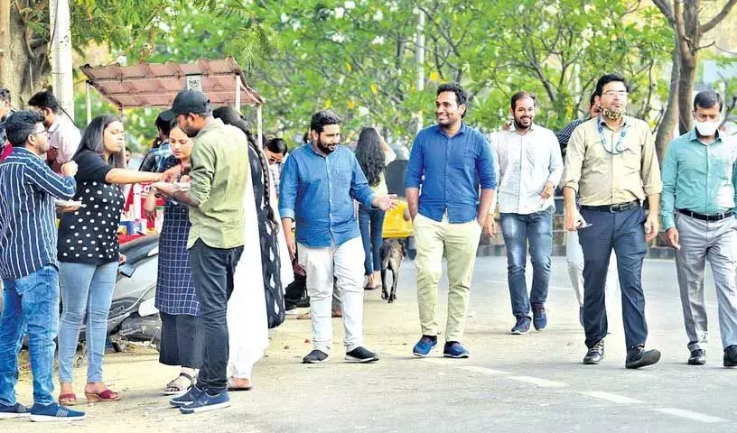 Hyderabad के IT कर्मचारियों ने कर्नाटक के प्रस्तावित 14 घंटे के कार्यदिवस पर चिंता व्यक्त की