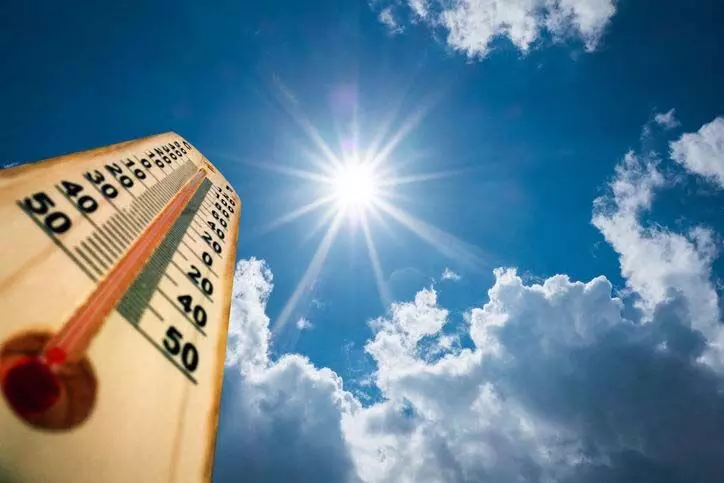 DELHI: 24 घंटे में टूटा दुनिया के सबसे गर्म दिन का रिकॉर्ड
