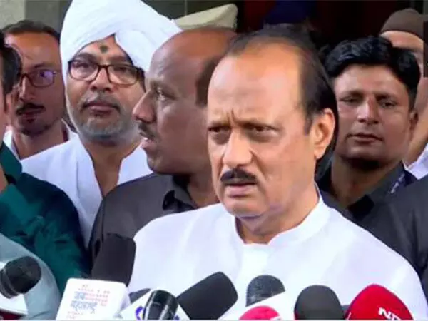 Ajit Pawar ने पुणे में बारिश की स्थिति का जायजा लिया, सहायता के लिए निर्देश जारी किए