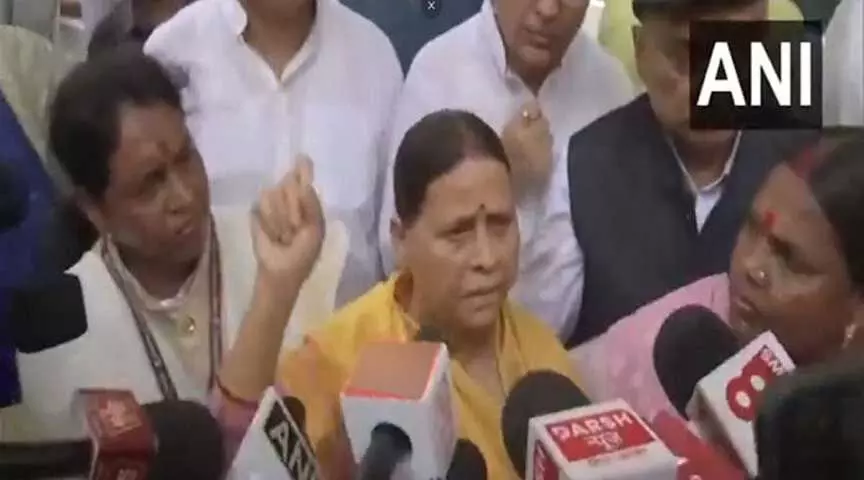 Bihar के सीएम नीतीश कुमार के खिलाफ RJD नेताओं का प्रदर्शन