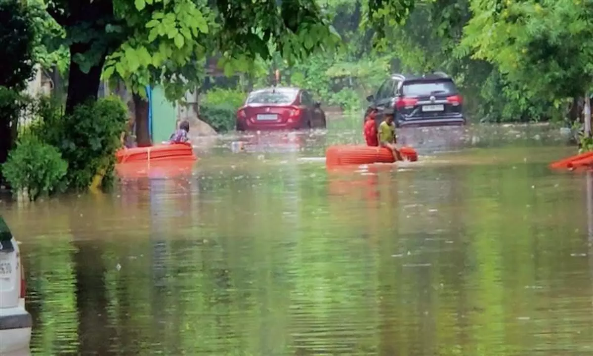HARYANA: भारी बारिश और खराब जल निकासी ने गुरुग्राम को ‘जलग्राम’ में बदल दिया