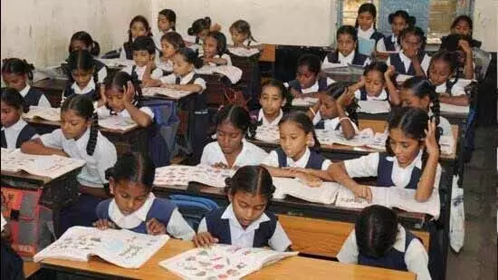 Himachal Pradesh: सरकारी प्राथमिक और माध्यमिक विद्यालयों का विलय किया जाएगा