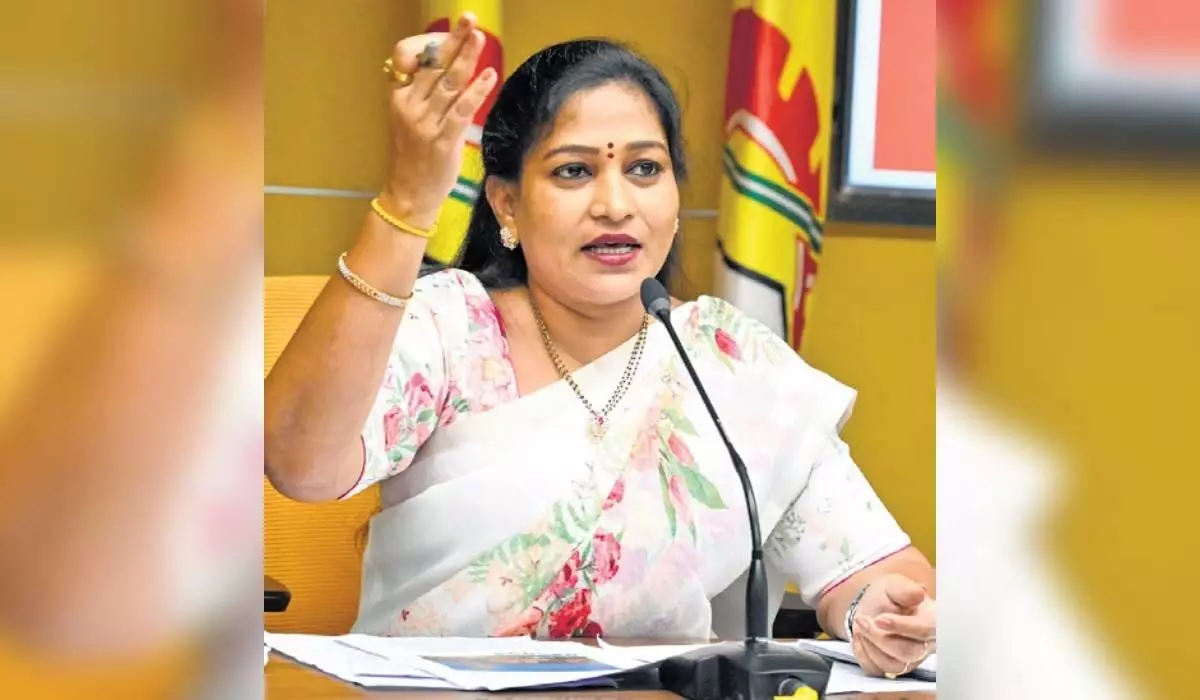 Andhra : गृह मंत्री अनिता ने विधानसभा सत्र में न आने पर जगन पर निशाना साधा, पीड़ितों का ब्यौरा मांगा