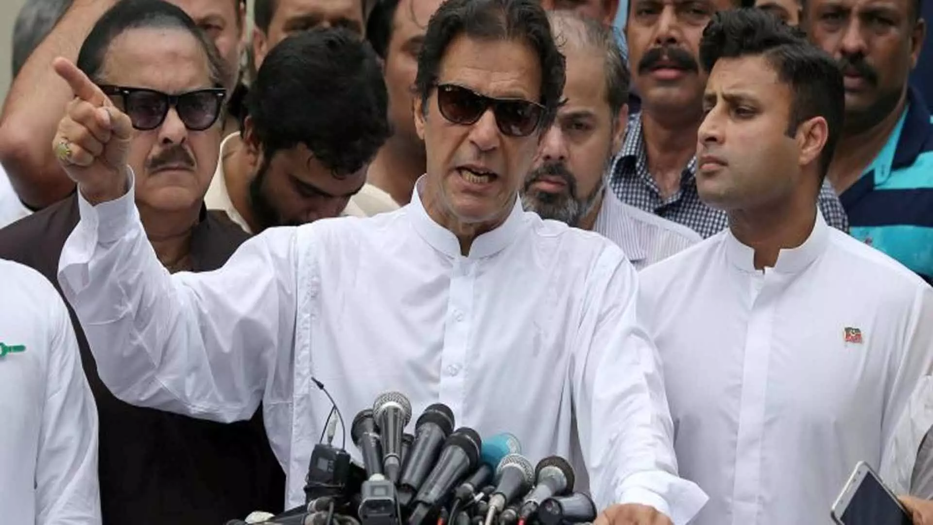 Pakistan के चुनाव आयोग ने 39 सफल सांसदों को इमरान खान की पार्टी का विधायक अधिसूचित किया