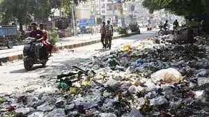 Gurugram: अतिरिक्त नगर आयुक्त डॉ. बलप्रीत सिंह ने कूड़ा सफाई की औचक जांच की