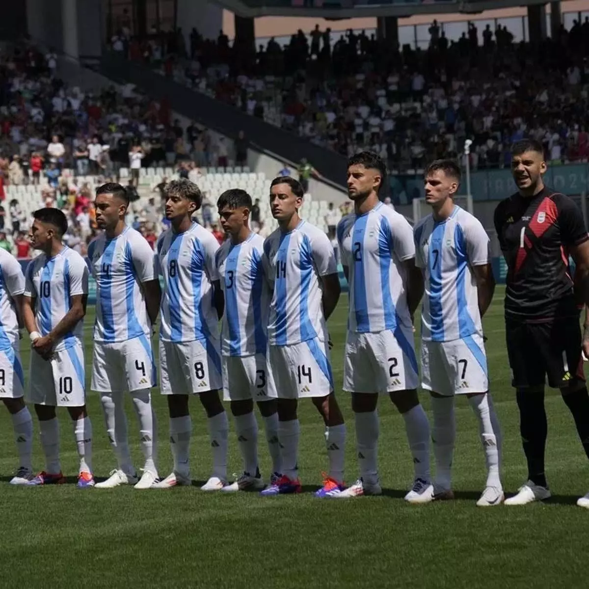 Argentine football टीम के प्रशिक्षण शिविर में चोरी