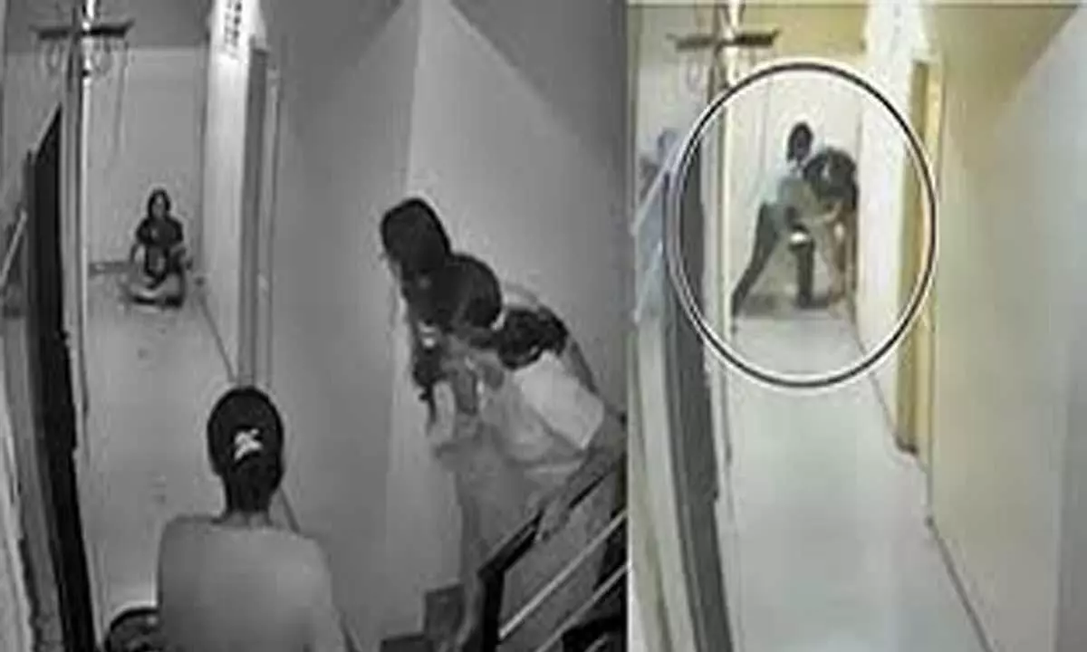 CCTV में कैद हुई महिला की हॉस्टल में आखिरी पल