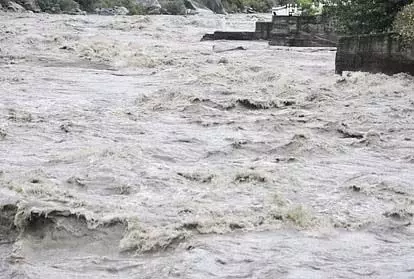 Uttarakhand: भारी बारिश के बाद बाल गंगा नदी में आई बाढ़