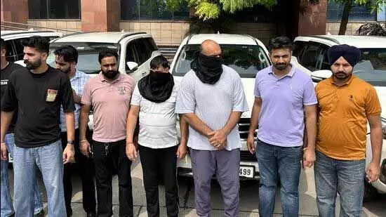 Punjab: लग्जरी कारें चुराने वाले गिरोह का भंडाफोड़, 2 पुलिस के शिकंजे में