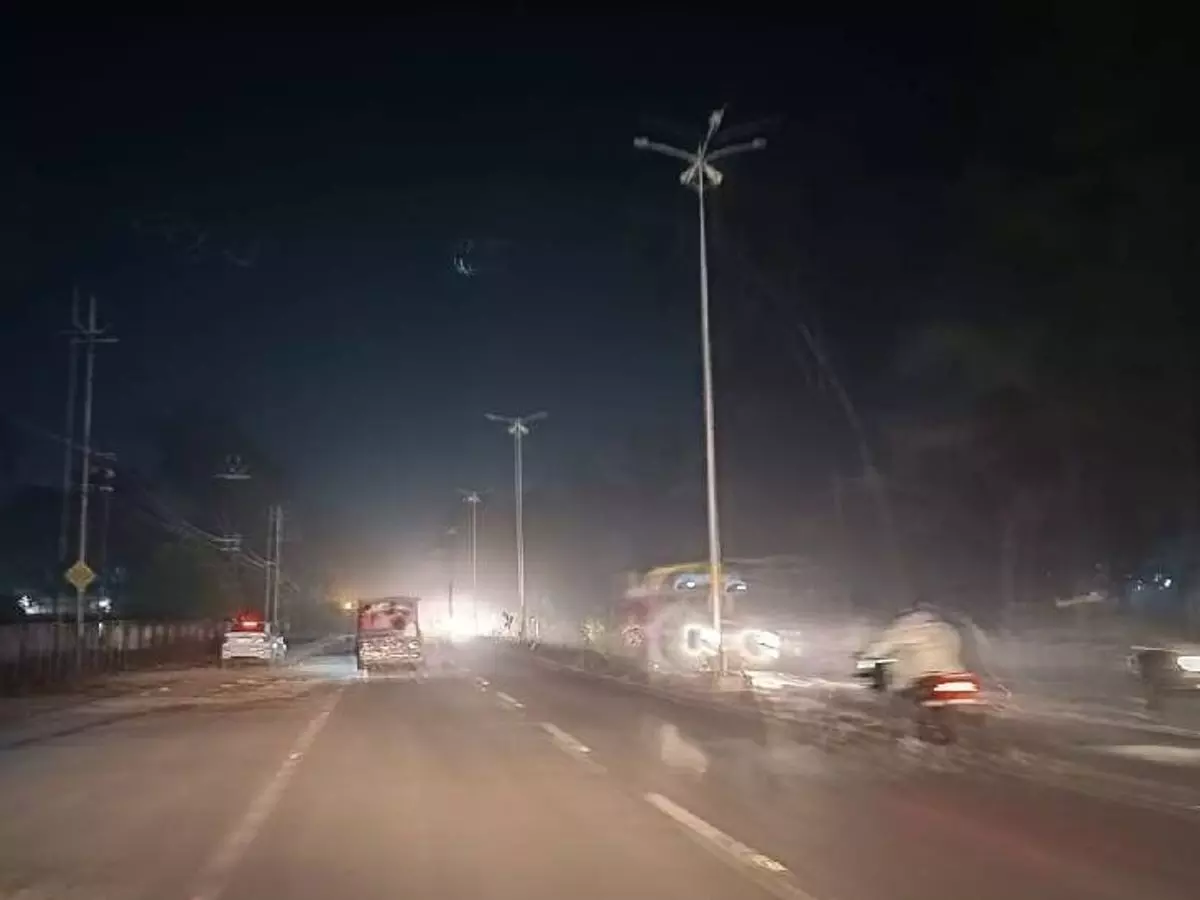 Agra: नगर निगम स्ट्रीट लाइटों को जलाने के लिए लगाएगी सेंसर