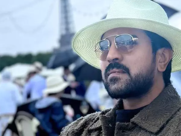 Ram Charan परिवार के साथ पेरिस ओलंपिक के उद्घाटन समारोह में शामिल हुए