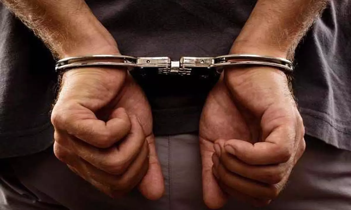 Himachal: नशीली दवाओं के व्यापार में संलिप्तता के आरोप में दो लोग गिरफ्तार