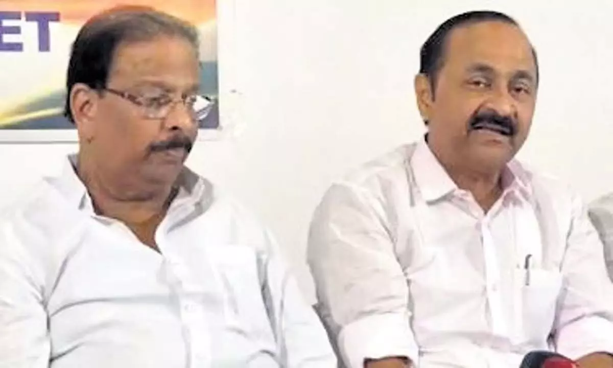 Kerala : एआईसीसी ने युद्ध विराम का आह्वान किया, लेकिन विरोधी नेता अपनी बात पर अड़े रहे