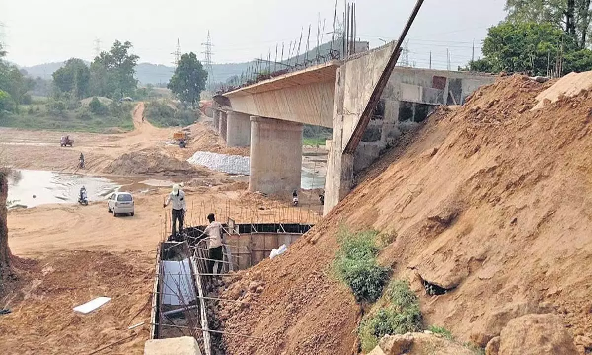 Odisha: भूमि अधिग्रहण संबंधी अनसुलझे मुद्दे से पुल निर्माण कार्य बाधित