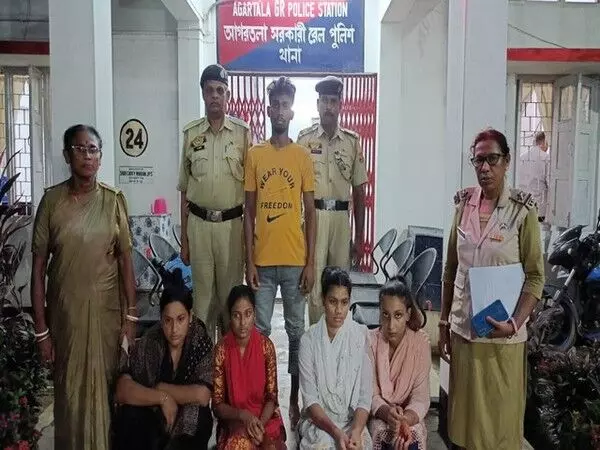 Tripura: 4 बांग्लादेशी महिलाएं और 1 भारतीय दलाल गिरफ्तार