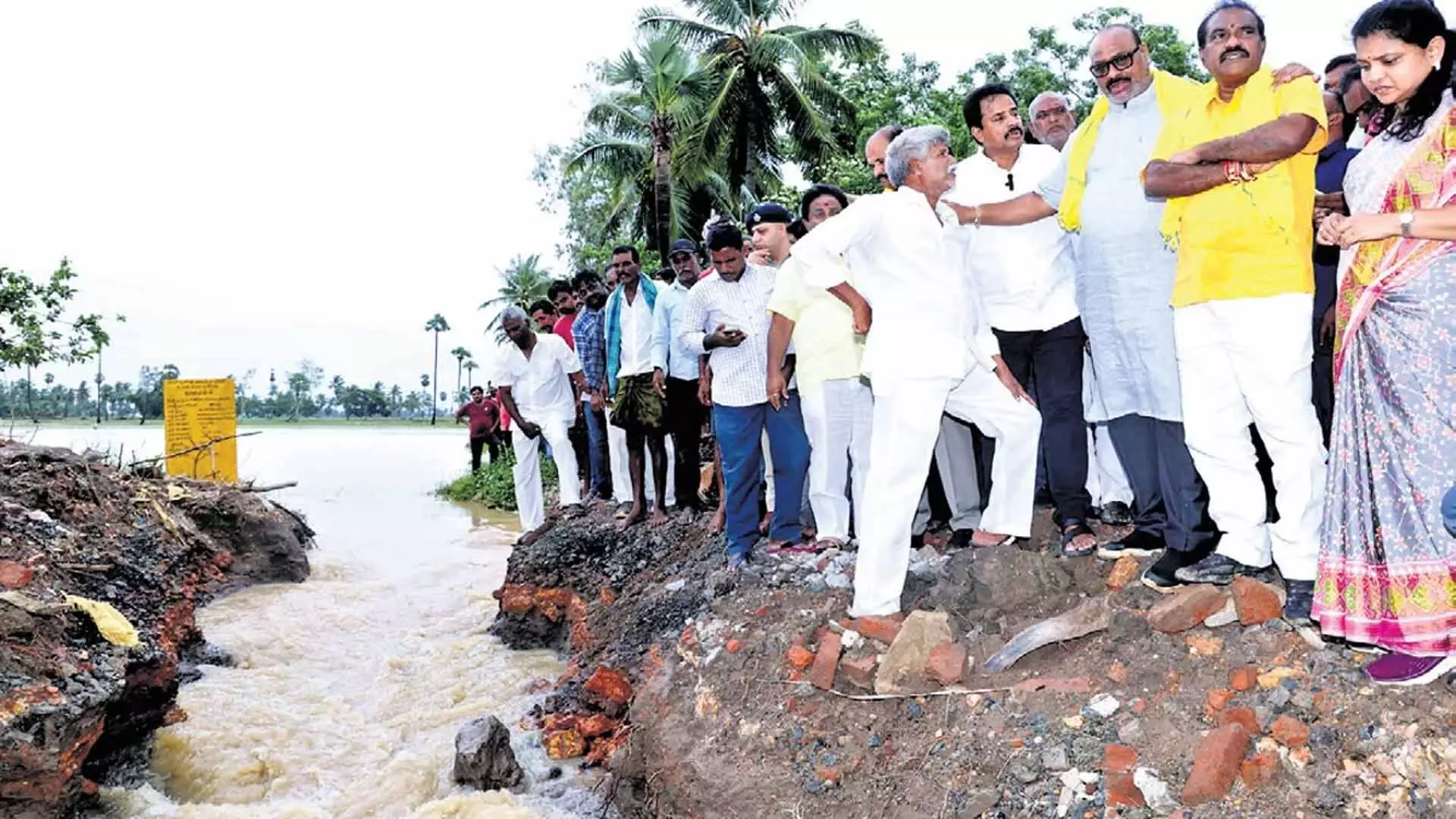 Andhra Pradesh: डोवलेश्वरम में फिर बाढ़ की चेतावनी जारी