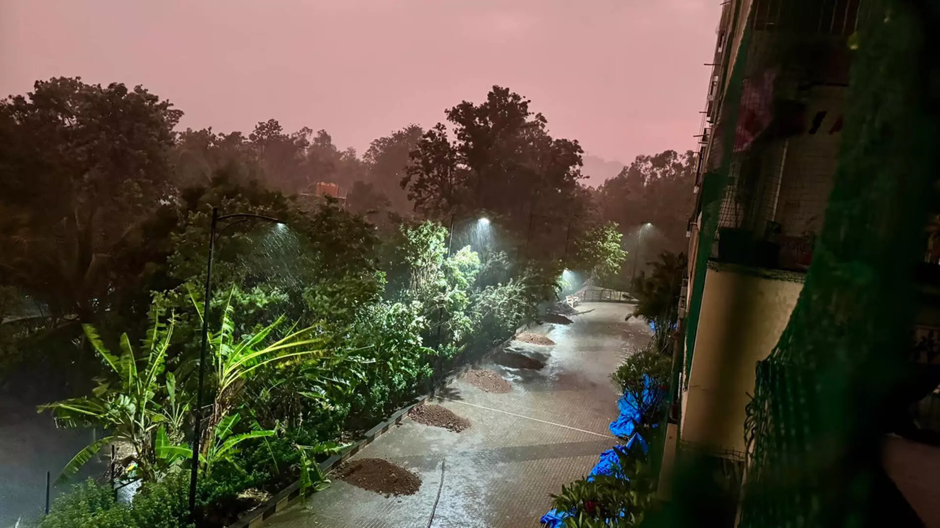 Bengaluru Weather: IMD का कहना है कि शहर में भारी से बहुत भारी बारिश होगी