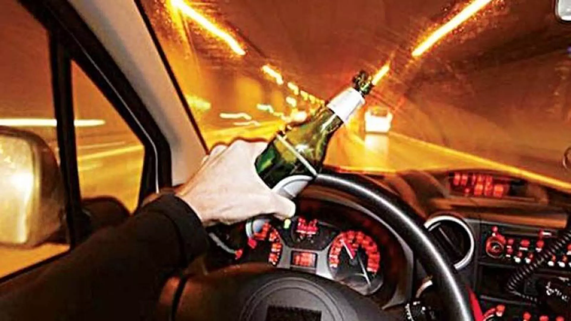 Hyderabad: ट्रैफिक पुलिस ने शराब पीकर वाहन चलाने वालों पर शिकंजा कसा