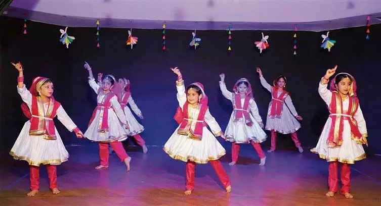 Jalandhar: देशभक्ति के गीत विजय दिवस का प्रतीक