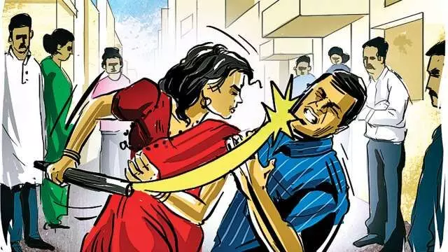 Jabalpur : युवक पर कुकर मारकर सिर फोड़ने  का पड़ोसी दंपति पर केस दर्ज