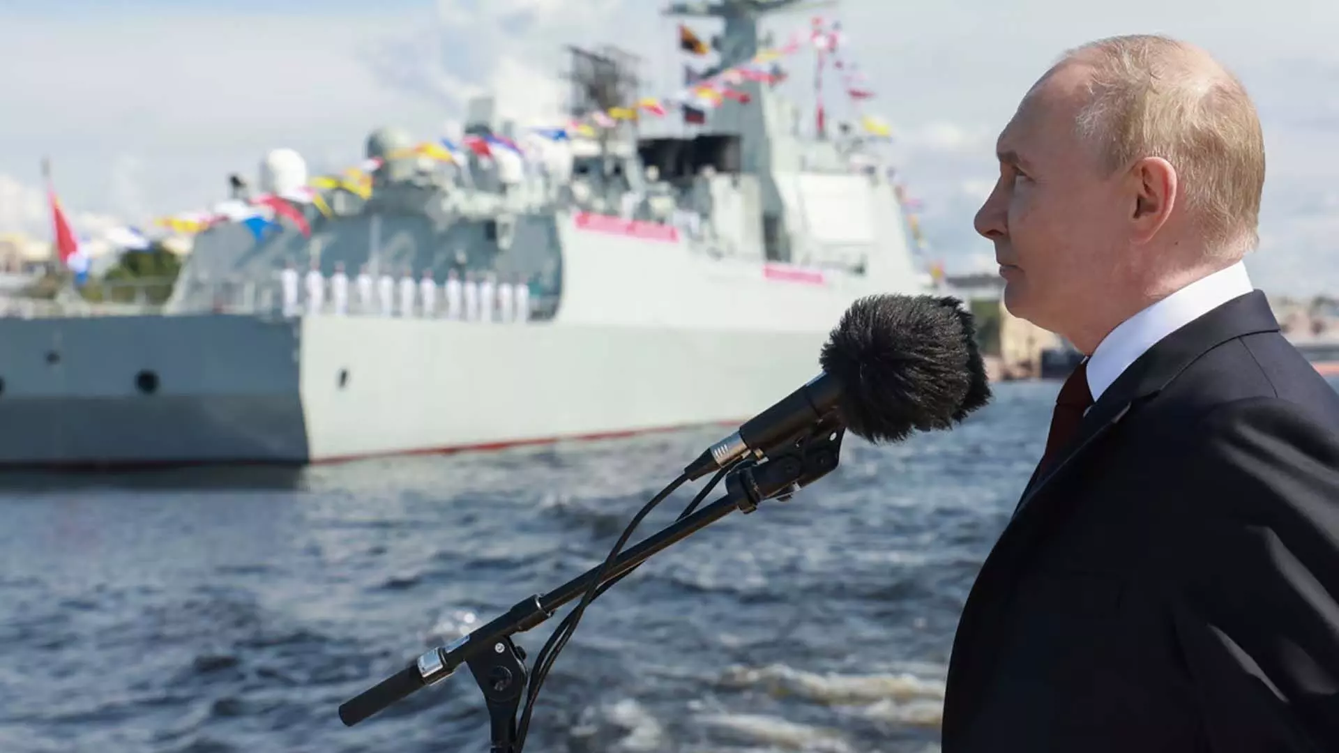 Russian राष्ट्रपति पुतिन ने जर्मनी में अमेरिकी मिसाइलों के जवाब में प्रतिबिंबित उपाय करने का संकल्प लिया