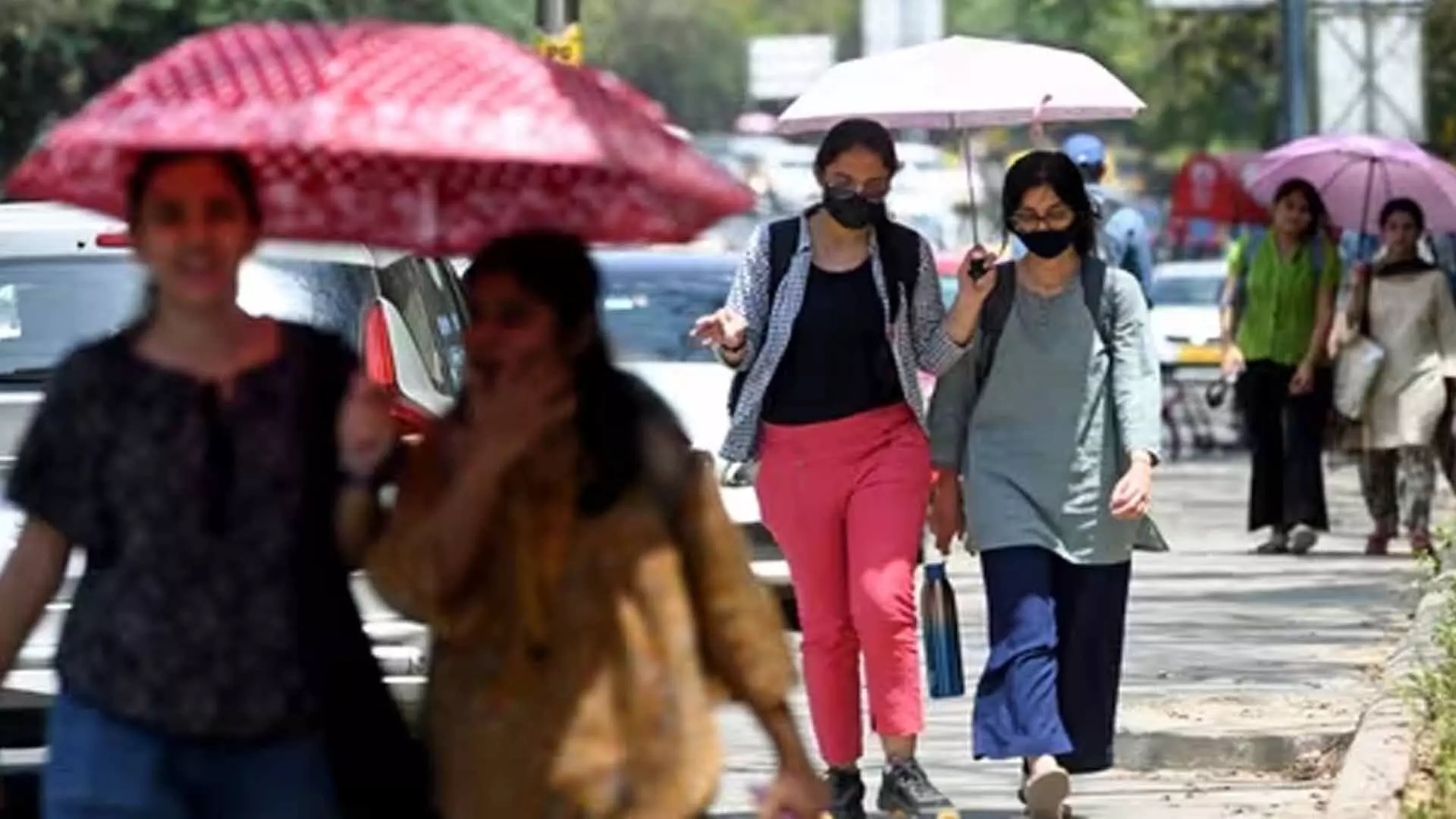 Dehli: दिल्ली में मौसम  30.05 °C पर