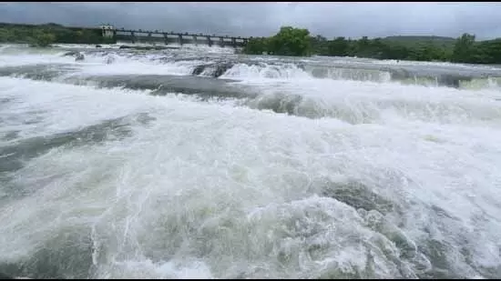 Pune: पुणे के खड़कवासला बांध से 11,704 क्यूसेक पानी छोड़ा गया