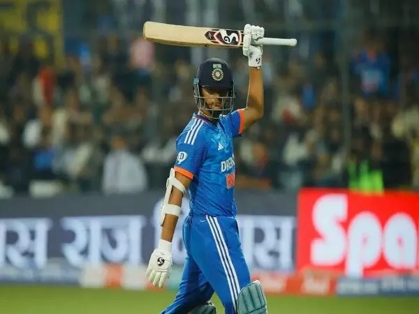 Yashasvi Jaiswal इस साल अंतरराष्ट्रीय क्रिकेट में 1,000 रन का आंकड़ा छूने वाले पहले खिलाड़ी बने
