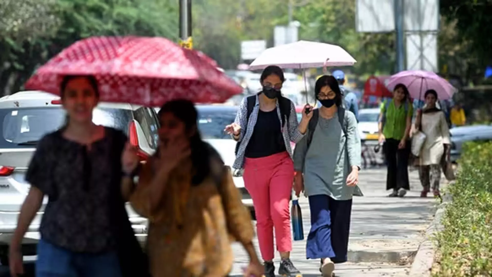 Dehli: दिल्ली में मौसम 31.05 °C पर