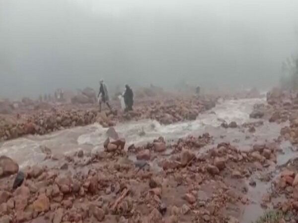 Wayanad landslide: 11 लोगों की मौत