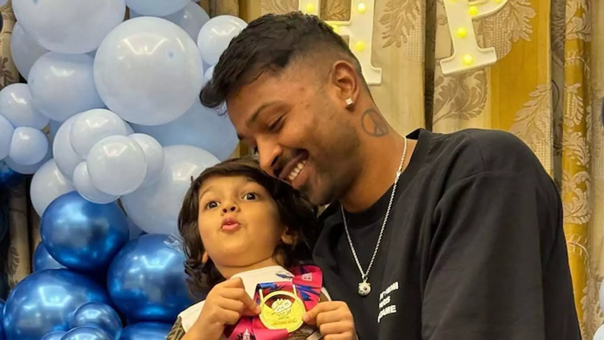 Hardik Pandya: हार्दिक पांड्या ने बेटे अगस्त्य के लिए खास शुभकामना दी