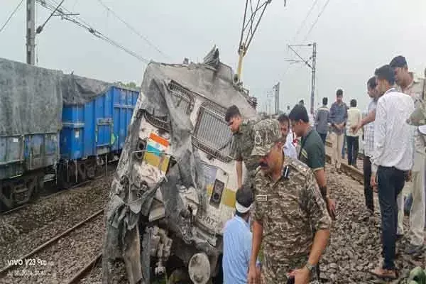 Barabambo railway accident: पुलिस HC के निर्देश पर राहत बचाव कार्य में जुटे