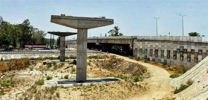 Punjab : पंजाब में 42 में से 15 राजमार्ग परियोजनाएं अटकी, एनएचएआई प्रधानमंत्री को सूचित करेगा