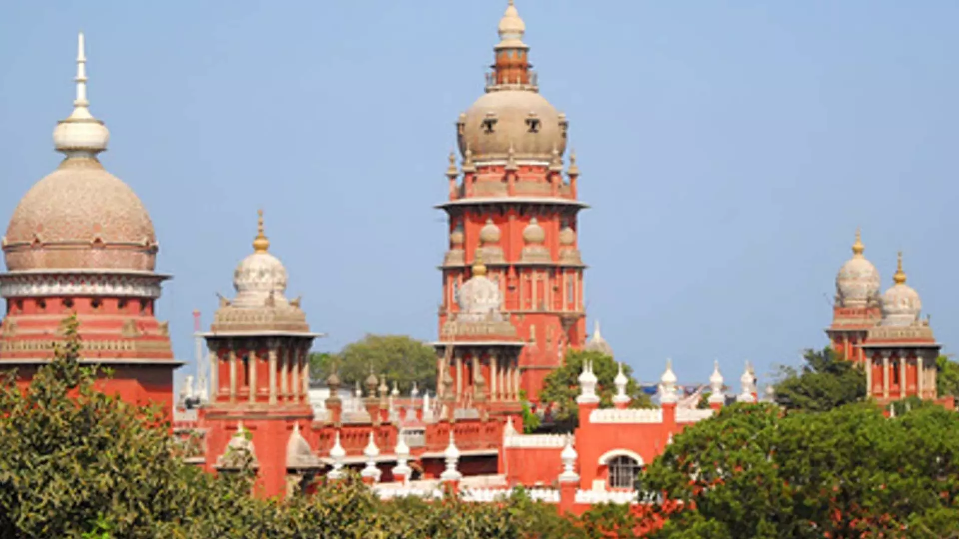 Madras उच्च न्यायालय विधायकों के गुटखा मामले में 31 जुलाई को आदेश पारित करेगा
