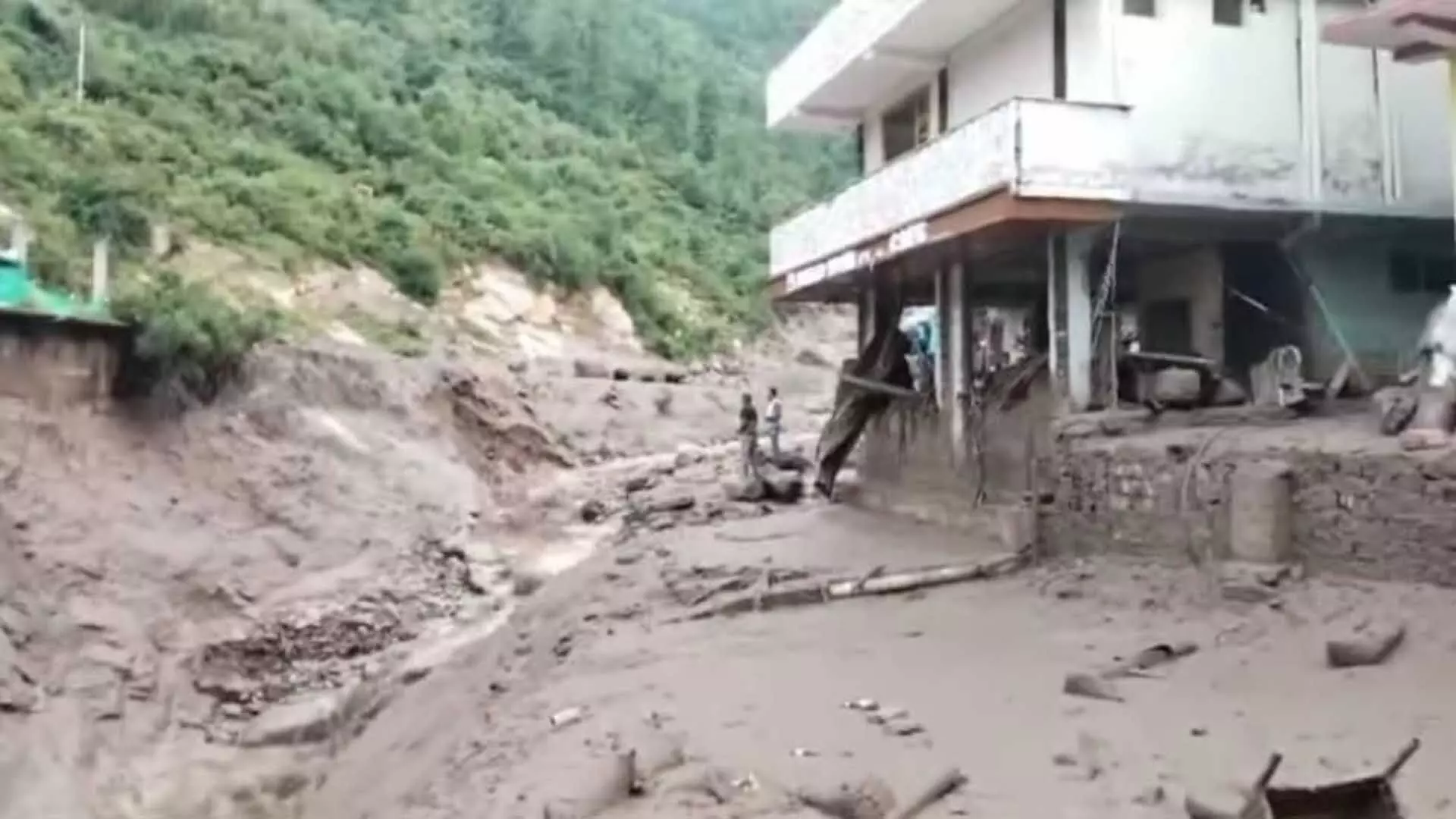 Himachal Pradesh के मणिकरण घाटी में तोश नाला में अचानक बाढ़