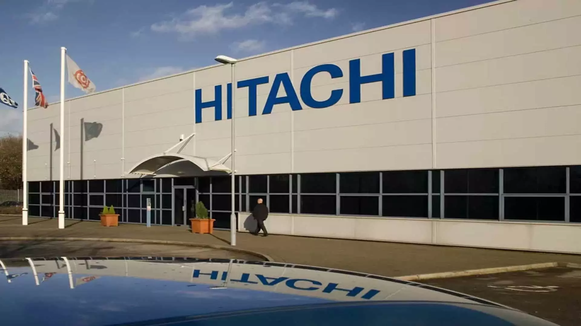 Hitachi Vantara ने iQ और AI डिस्कवरी का अनावरण किया