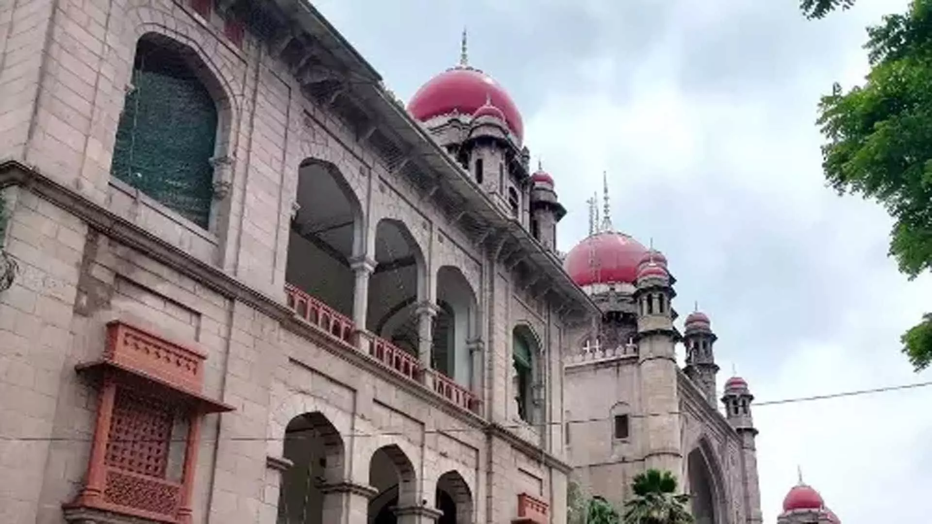Telangana उच्च न्यायालय ने आशूरखाना दीवार पर यथास्थिति बरकरार रखी