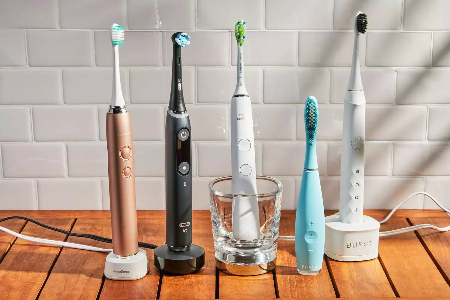 Electric  या नॉर्मल Toothbrush  दोनों में से कौन सा बेस्ट, यहां जाने फायदे और नुकसान