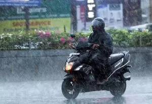 IMD ने तमिलनाडु के 8 जिलों में भारी बारिश के लिए येलो अलर्ट जारी किया