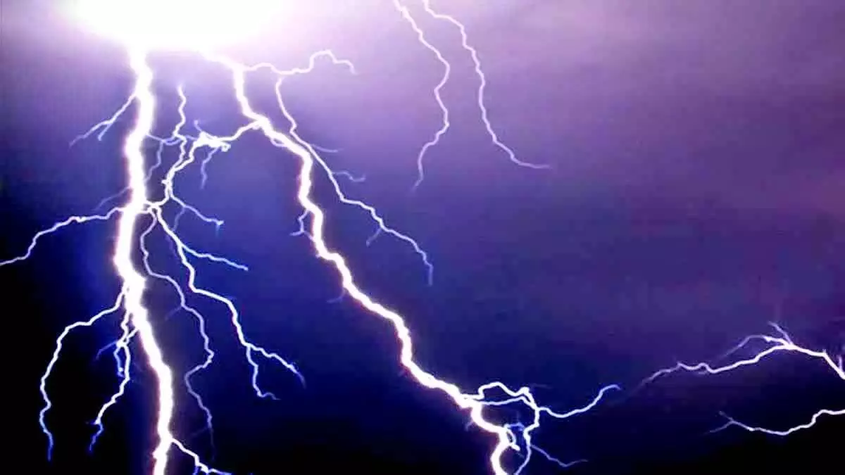 Ranchi: आकाशीय बिजली गिरने से 4 लोगों की मौत, 5 लोग झुलसे
