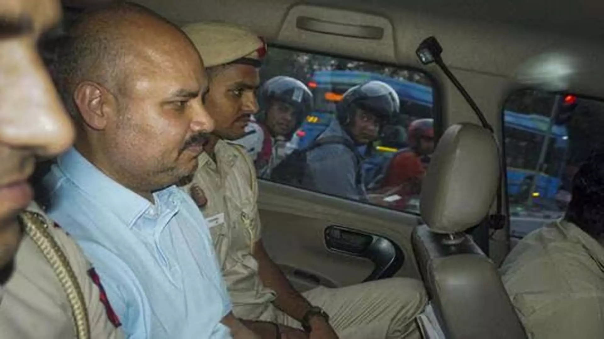 मालीवाल हमला मामला: अदालत ने आरोपपत्र पर संज्ञान लिया